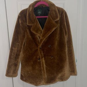 Faux Fur Coat Size Small Wild Fable !!! Stay stylish and cozy !!